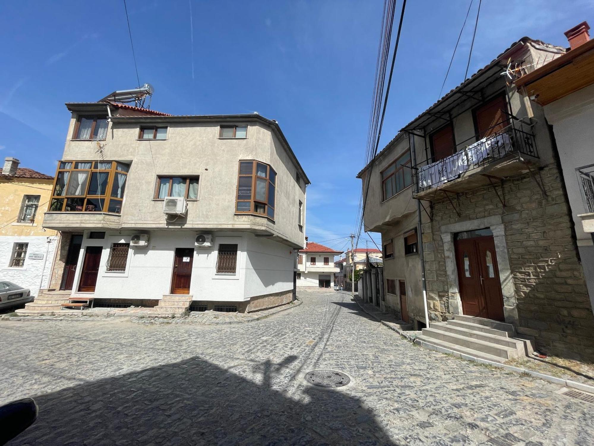At Pikotiko'S - Korca City Rooms For Rent Eksteriør billede