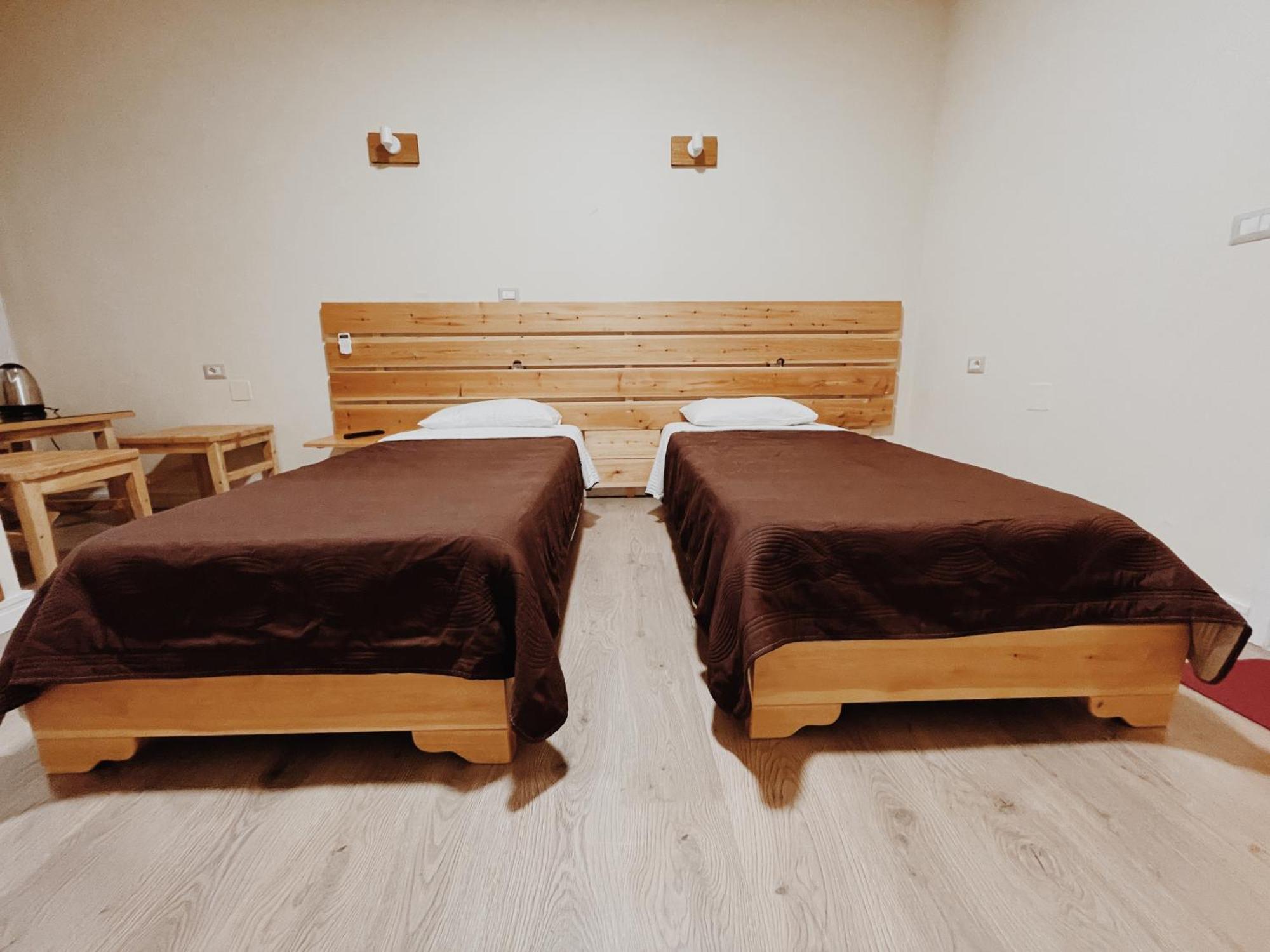 At Pikotiko'S - Korca City Rooms For Rent Eksteriør billede